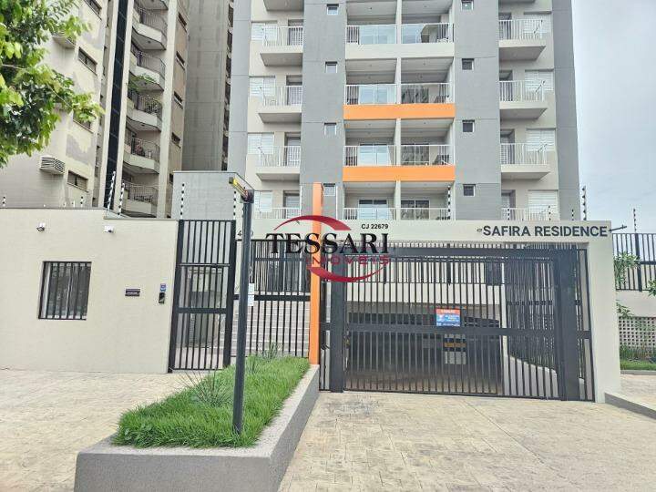 Apartamento com 2 quartos para aluguel, 70m² — foto 2 de 18