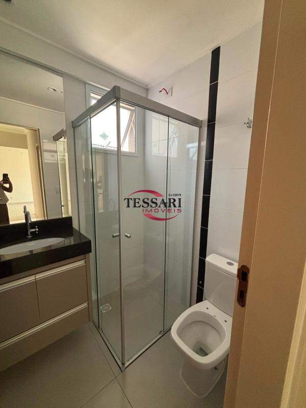 Apartamento com 2 quartos para aluguel, 70m² — foto 13 de 18