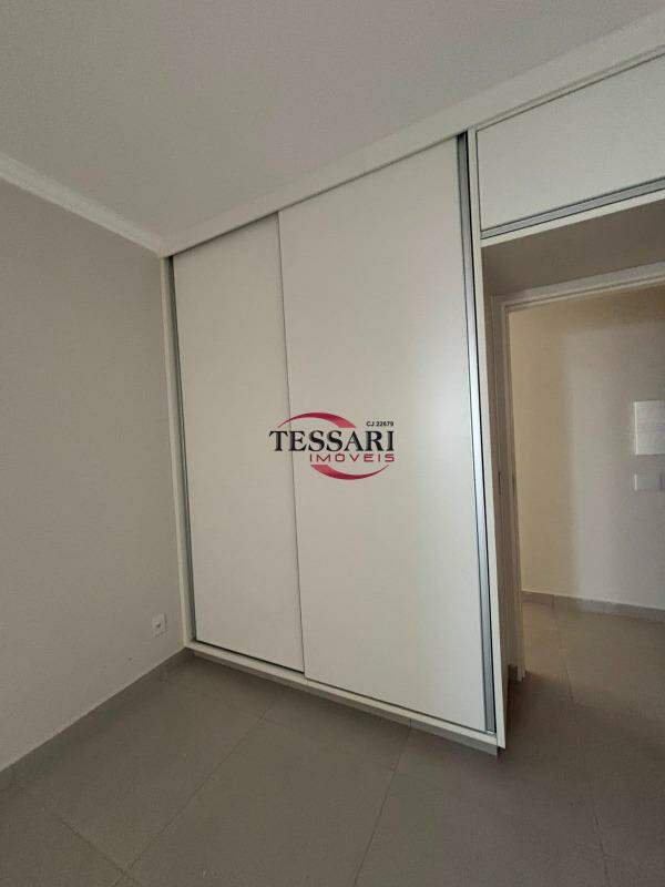 Apartamento com 2 quartos para aluguel, 70m² — foto 14 de 18