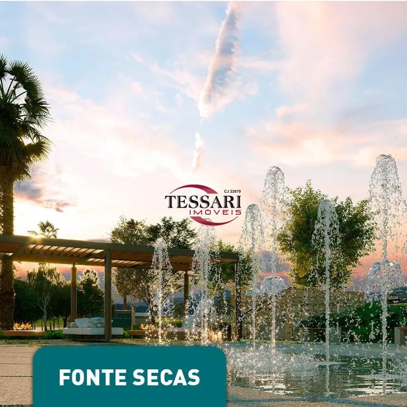 Terreno / Lote / Condomínio à venda, 304m² — foto 3 de 4