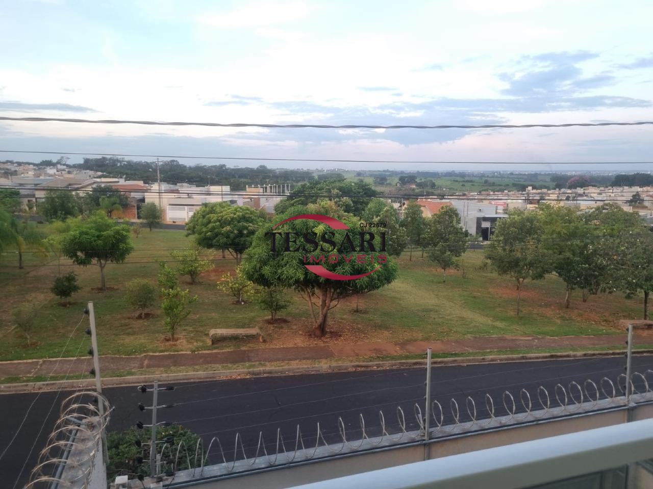 Sobrado com 3 quartos à venda, 169m² — foto 2 de 21