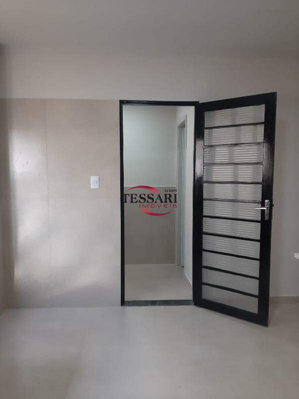 Apartamento com 3 quartos para aluguel, 82m² — foto 3 de 20
