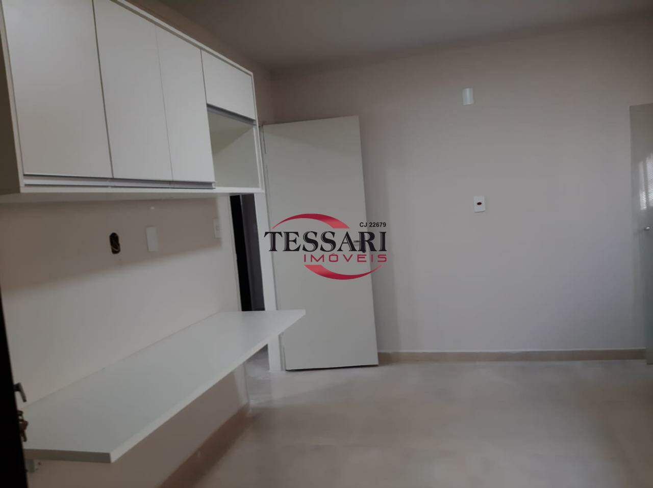 Apartamento com 3 quartos para aluguel, 82m² — foto 1 de 20