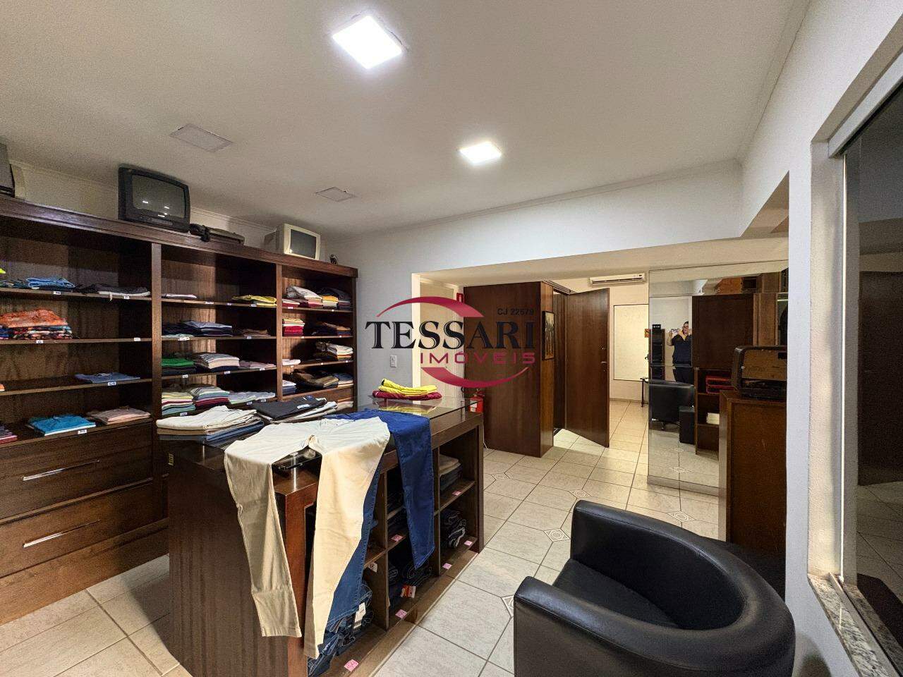 Imóvel Comercial à venda, 213m² — foto 8 de 26