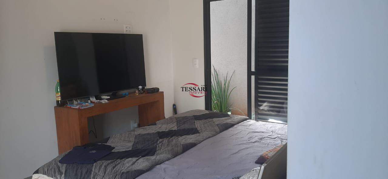 Casa de Condomínio com 4 quartos à venda, 200m² — foto 11 de 30