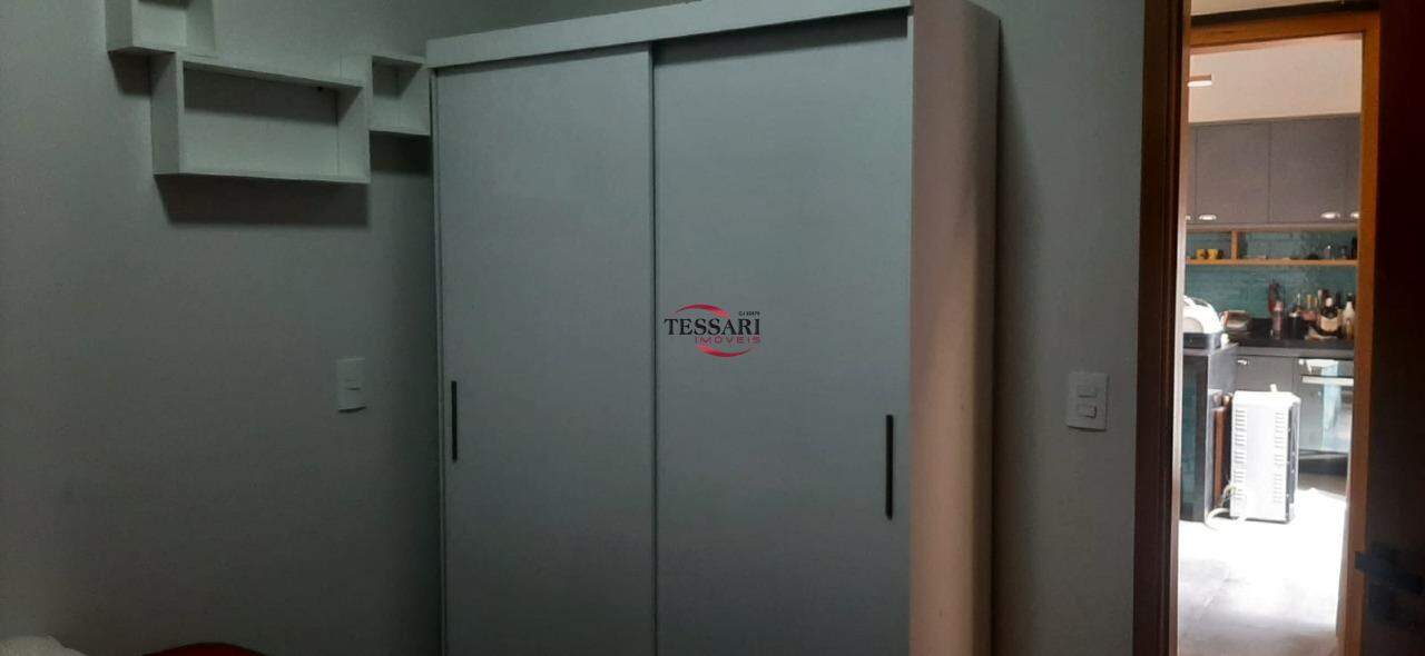 Casa de Condomínio com 4 quartos à venda, 200m² — foto 16 de 30