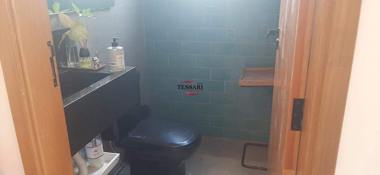 Casa de Condomínio com 4 quartos à venda, 200m² — foto 25 de 30