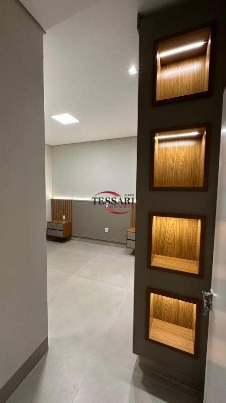 Casa de Condomínio com 3 quartos à venda, 211m² — foto 14 de 21