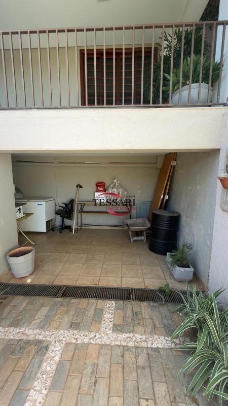 Sobrado com 5 quartos à venda, 408m² — foto 20 de 27