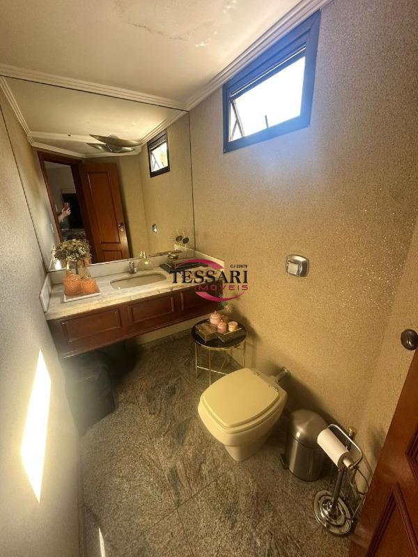 Apartamento com 3 quartos à venda, 132m² — foto 16 de 19
