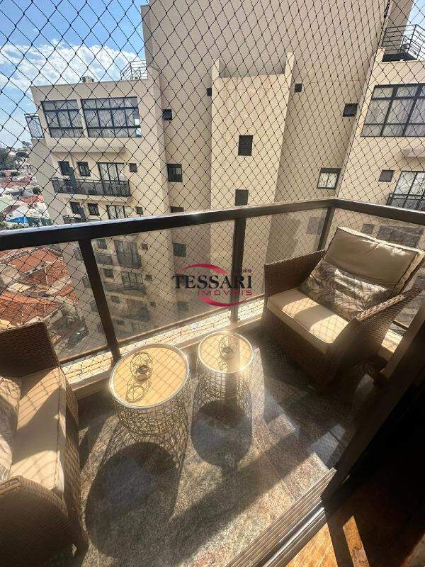 Apartamento com 3 quartos à venda, 132m² — foto 3 de 19