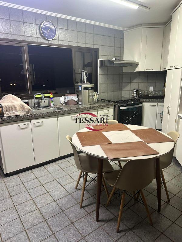Apartamento com 3 quartos à venda, 132m² — foto 6 de 19