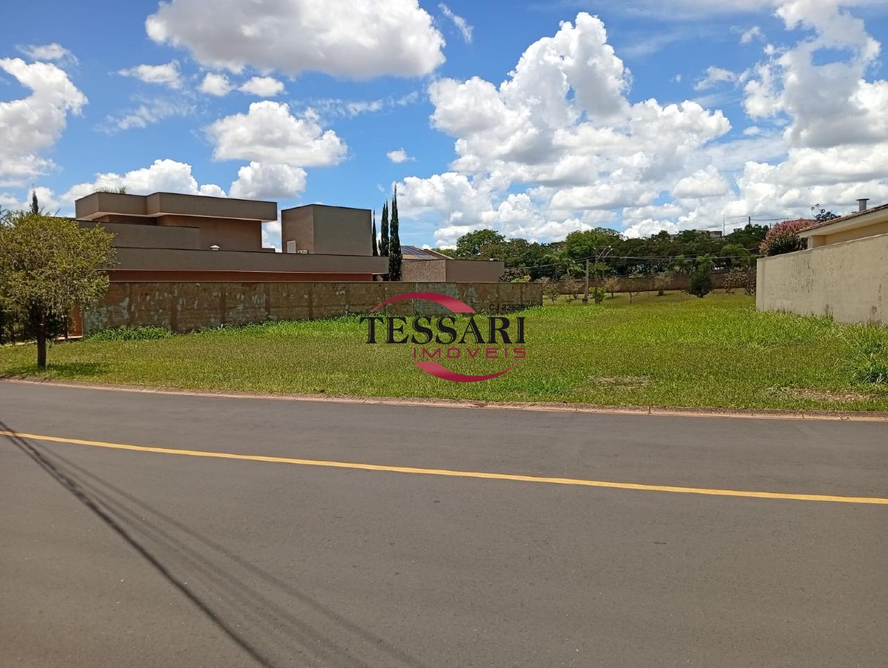 Terreno / Lote / Condomínio à venda, 846m² — foto 4 de 6