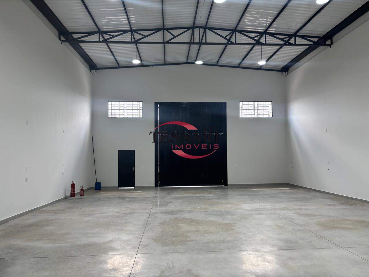 Loja / Salão / Ponto Comercial à venda, 291m² — foto 2 de 14