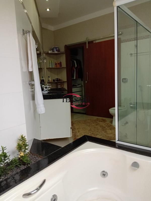 Casa de Condomínio com 3 quartos à venda, 251m² — foto 19 de 20