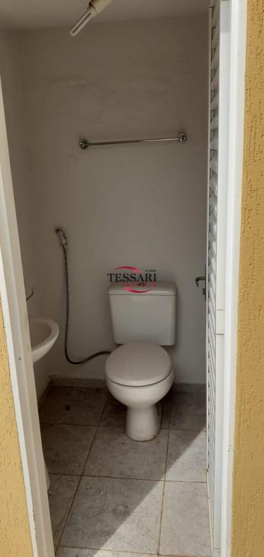 Casa de Condomínio com 3 quartos para aluguel, 120m² — foto 13 de 20