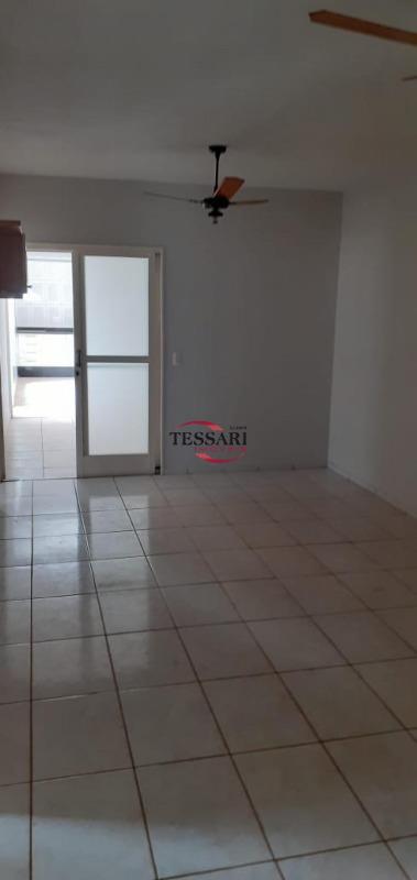 Casa de Condomínio com 3 quartos para aluguel, 120m² — foto 2 de 20