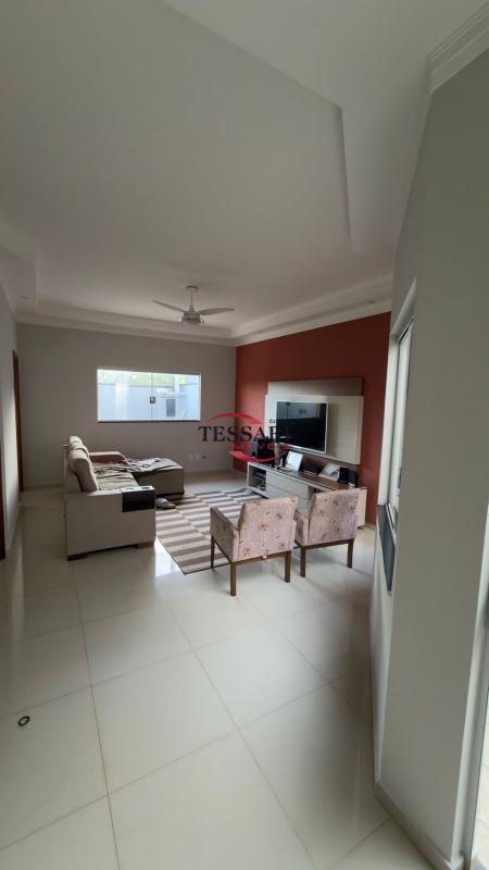 Casa com 3 quartos à venda, 216m² — foto 15 de 25