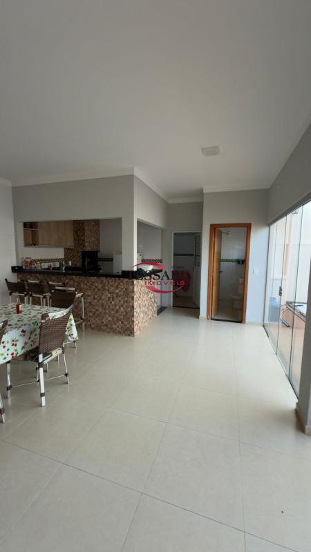 Casa com 3 quartos à venda, 216m² — foto 6 de 25