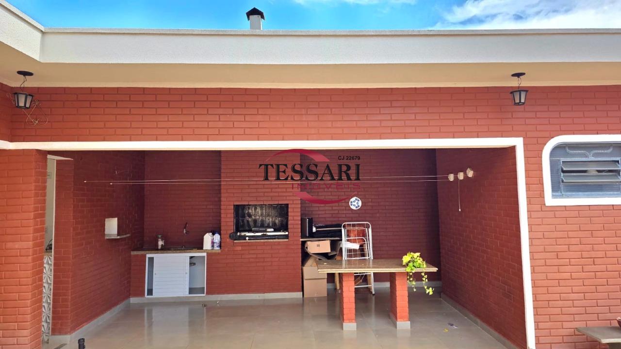 Casa com 4 quartos à venda, 320m² — foto 23 de 25
