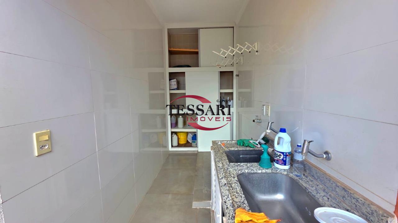 Casa com 4 quartos à venda, 320m² — foto 20 de 25
