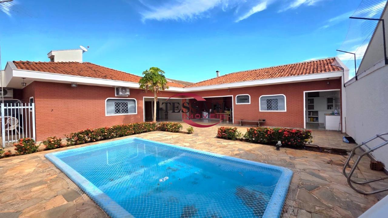 Casa com 4 quartos à venda, 320m² — foto 24 de 25