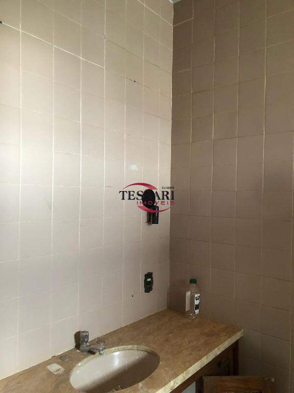 Casa com 3 quartos à venda, 235m² — foto 13 de 30