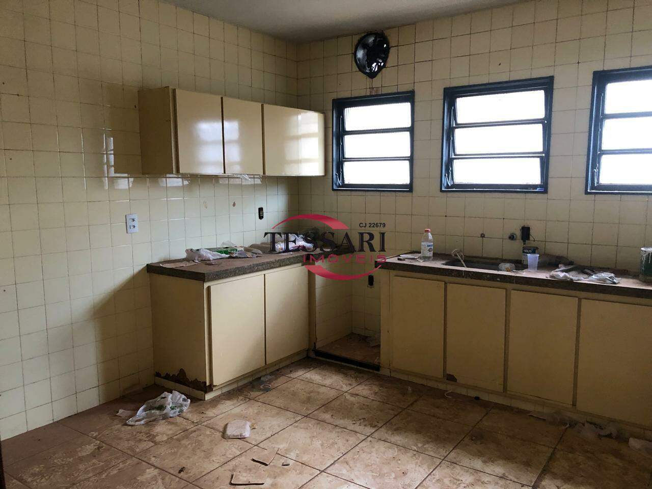 Casa com 3 quartos à venda, 235m² — foto 23 de 30