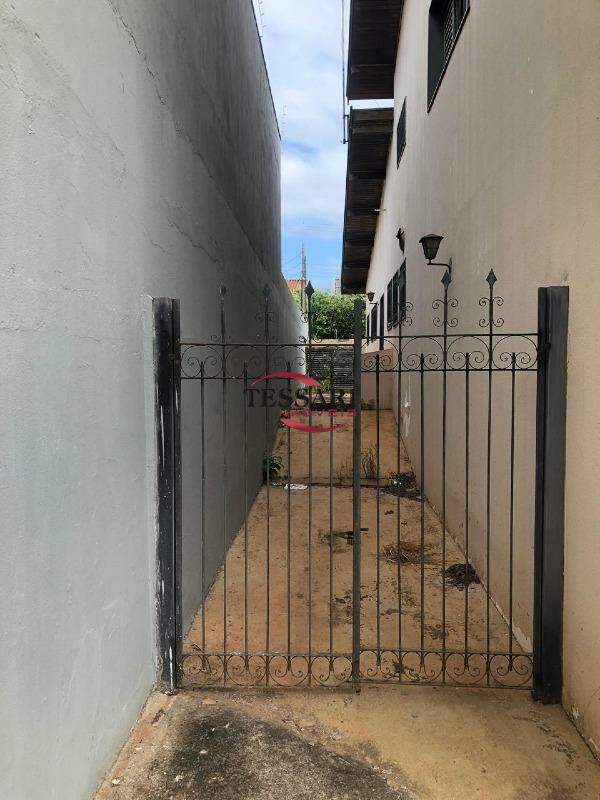 Casa com 3 quartos à venda, 235m² — foto 30 de 30