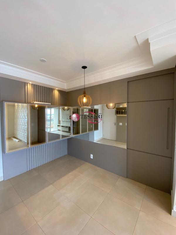 Apartamento com 3 quartos à venda, 94m² — foto 2 de 21