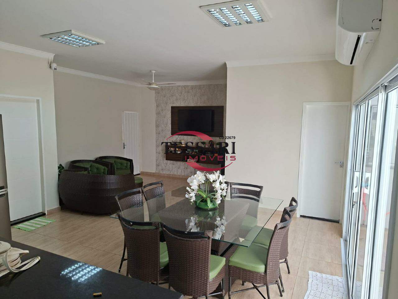 Casa com 2 quartos à venda, 142m² — foto 1 de 17