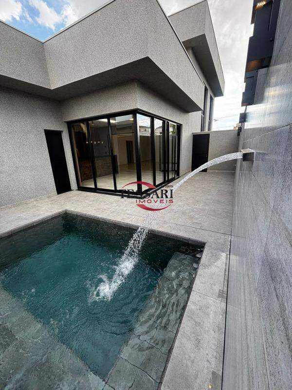 Casa de Condomínio com 3 quartos à venda, 240m² — foto 7 de 8