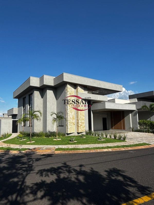 Casa de Condomínio com 3 quartos à venda, 240m² — foto 2 de 8