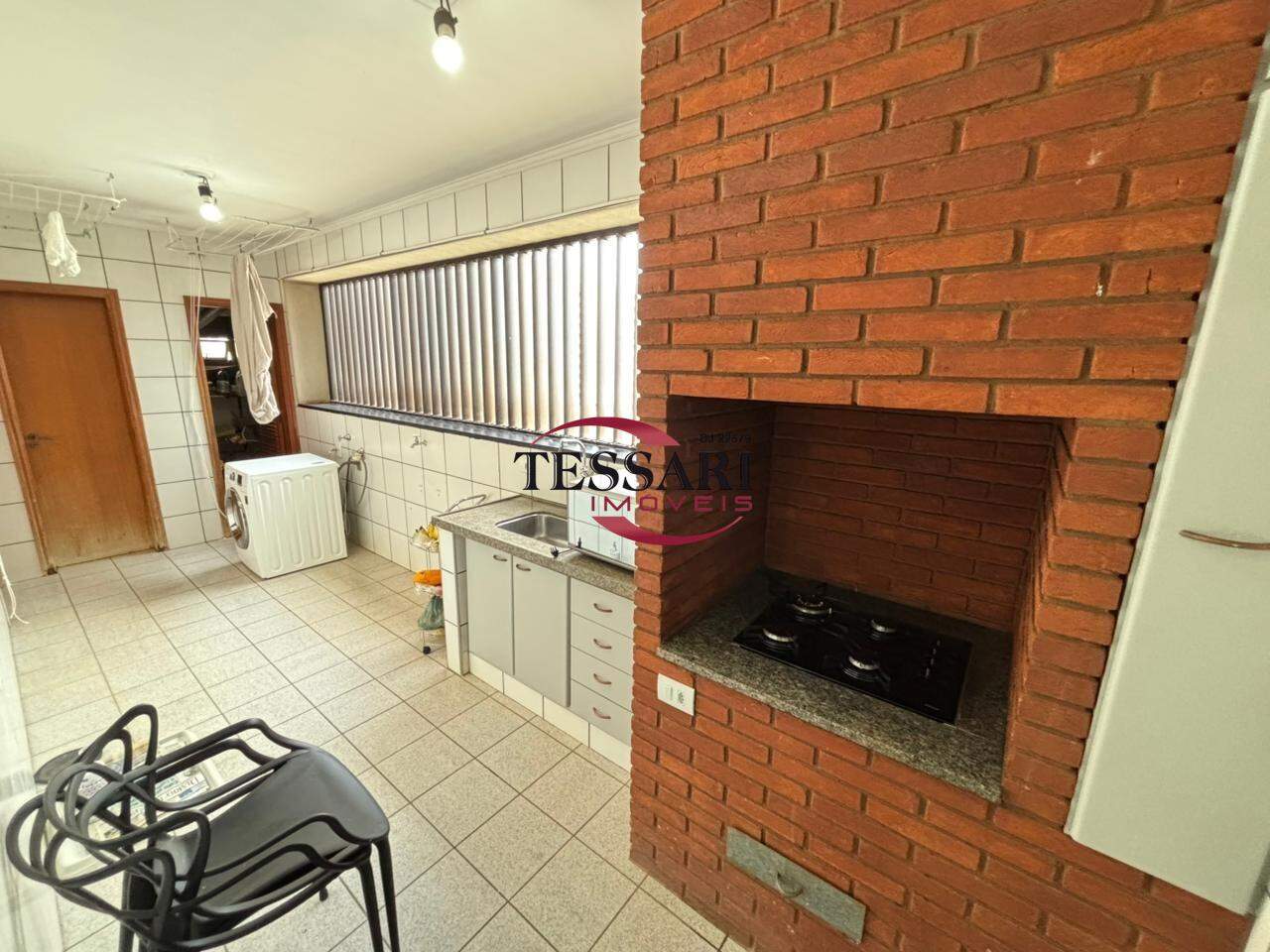 Apartamento com 4 quartos à venda, 200m² — foto 22 de 26