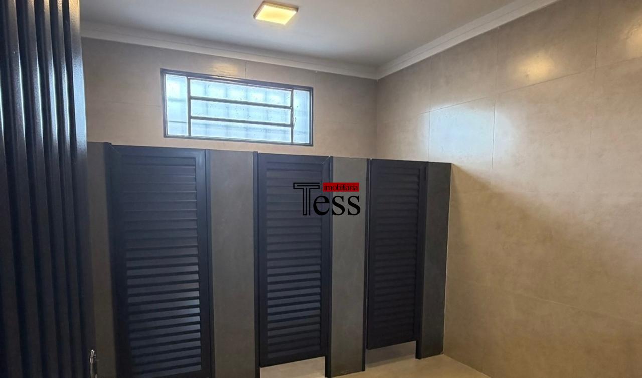 Loja / Salão / Ponto Comercial para aluguel, 1200m² — foto 9 de 17