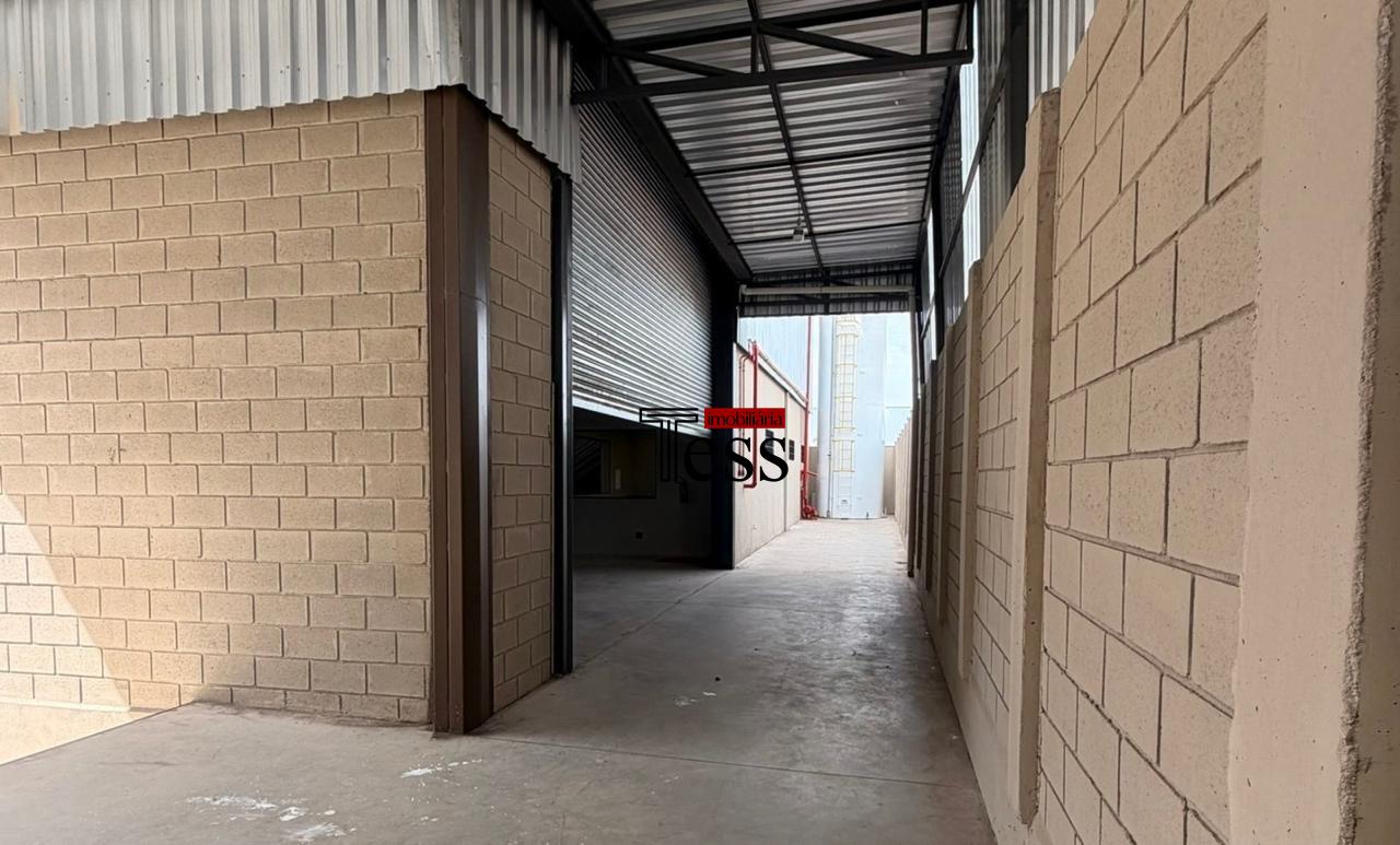 Loja / Salão / Ponto Comercial para aluguel, 1200m² — foto 16 de 17