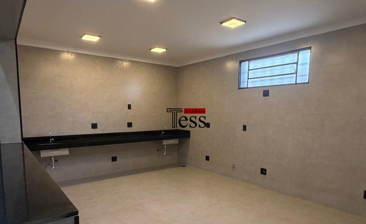 Loja / Salão / Ponto Comercial para aluguel, 1200m² — foto 13 de 17