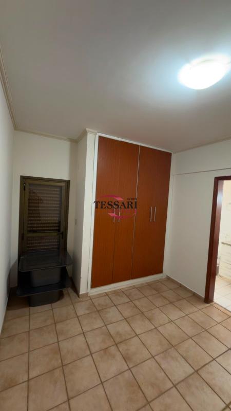 Apartamento com 3 quartos à venda, 128m² — foto 16 de 21