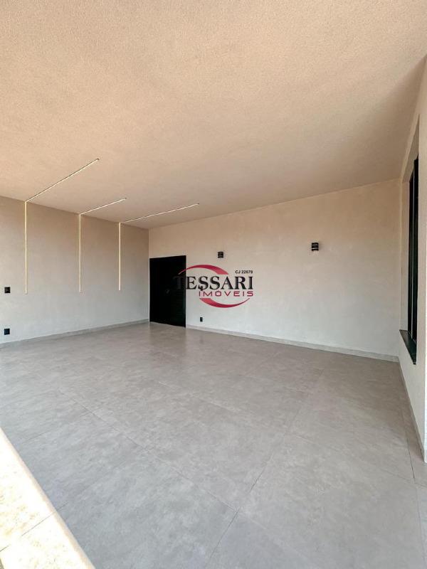 Casa de Condomínio com 3 quartos à venda, 175m² — foto 2 de 21