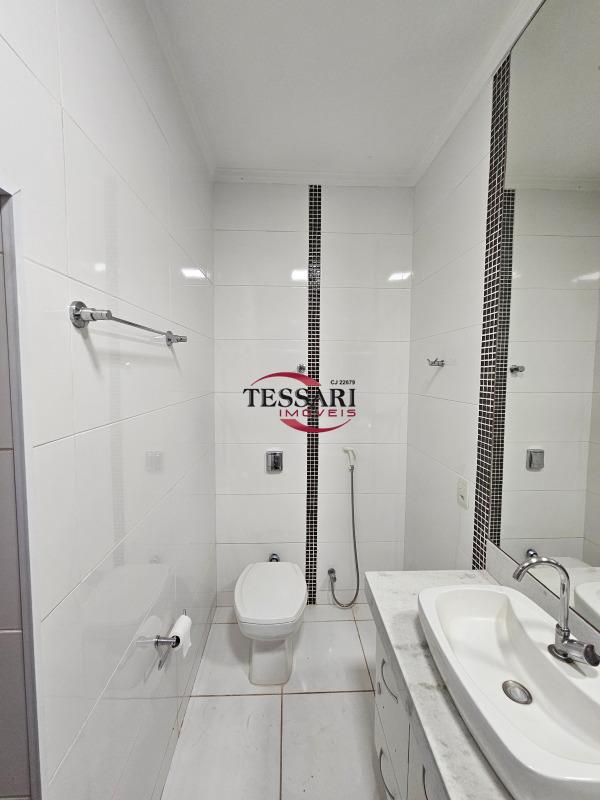 Casa com 3 quartos à venda, 173m² — foto 20 de 23