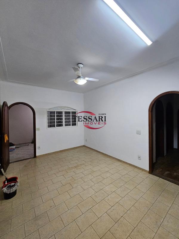 Casa com 3 quartos à venda, 173m² — foto 16 de 23