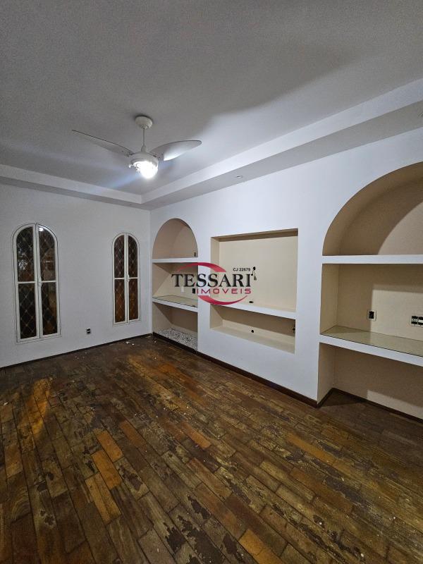 Casa com 3 quartos à venda, 173m² — foto 4 de 23