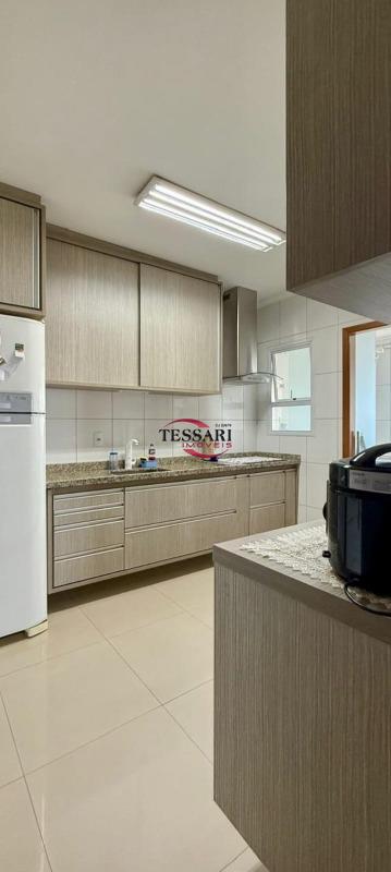 Apartamento com 2 quartos à venda, 93m² — foto 11 de 19