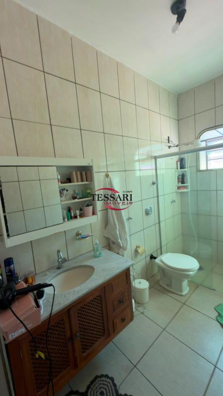 Casa com 3 quartos à venda, 212m² — foto 16 de 26