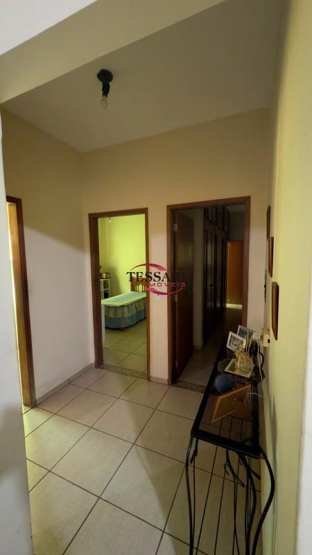 Casa com 3 quartos à venda, 212m² — foto 8 de 26