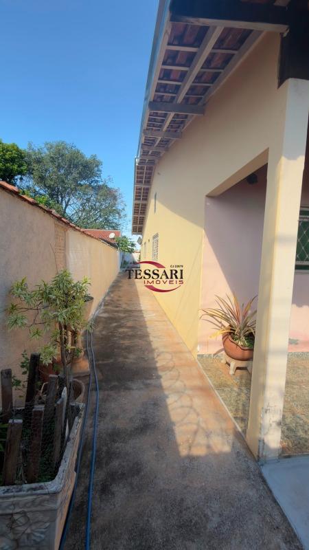 Casa com 3 quartos à venda, 212m² — foto 4 de 26