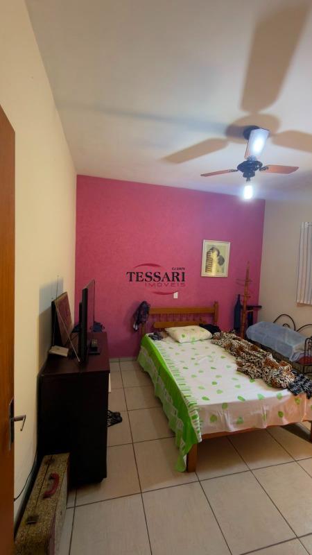 Casa com 3 quartos à venda, 212m² — foto 14 de 26
