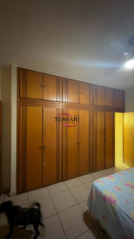 Casa com 3 quartos à venda, 212m² — foto 12 de 26