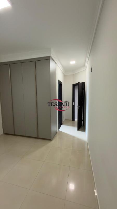 Casa de Condomínio com 3 quartos à venda, 220m² — foto 15 de 24