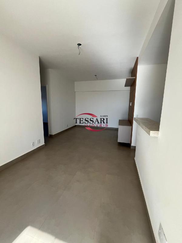 Apartamento com 3 quartos para aluguel, 82m² — foto 10 de 30